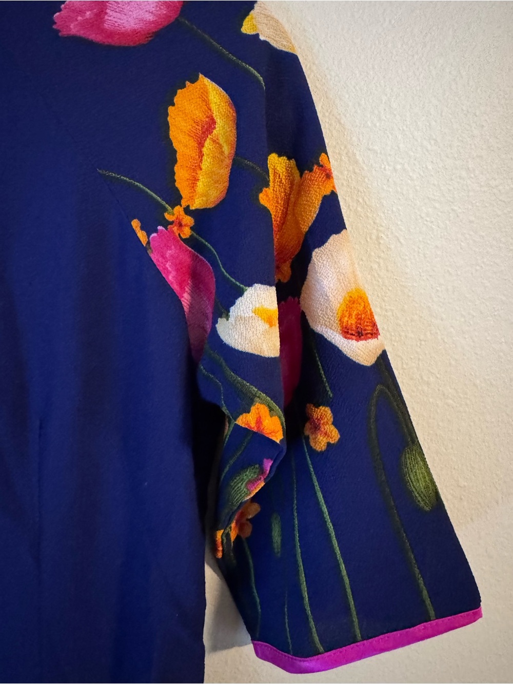 100% Silk Navy Floral Dress with Poppy Print and Pink Trim - Picture 5 of 7